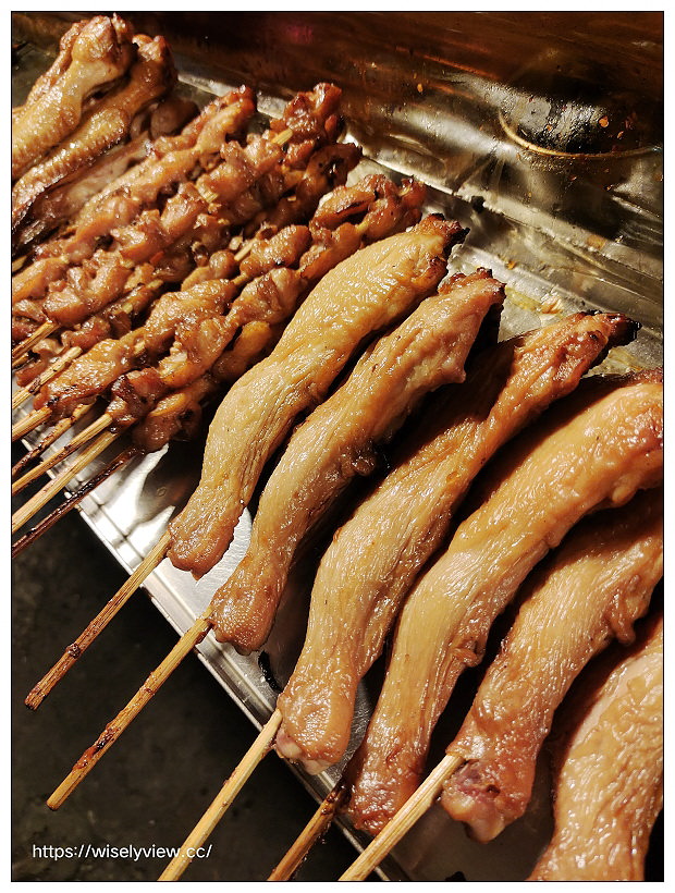 紅燈籠碳烤.237烤肉車︱原HTC家樂福前，新店隱藏版美食