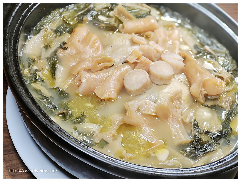 中山對酌。預約制私廚家宴（二訪）︱八味正龍鱈、白菜干煲花膠雞湯、川蜀麻辣水煮牛、溏心烏魚子～捷運中山國小站美食 x 晴光商圈美食