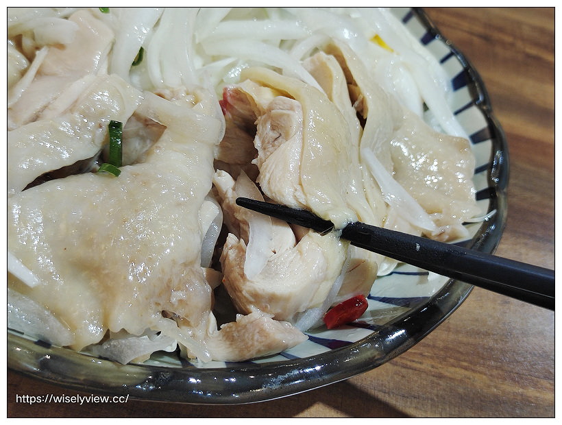 台北文山。穀香雞肉飯︱去骨雞腿肉百元價多種選擇～景美夜市美食 x 捷運景美站美食 x 景美雞肉飯