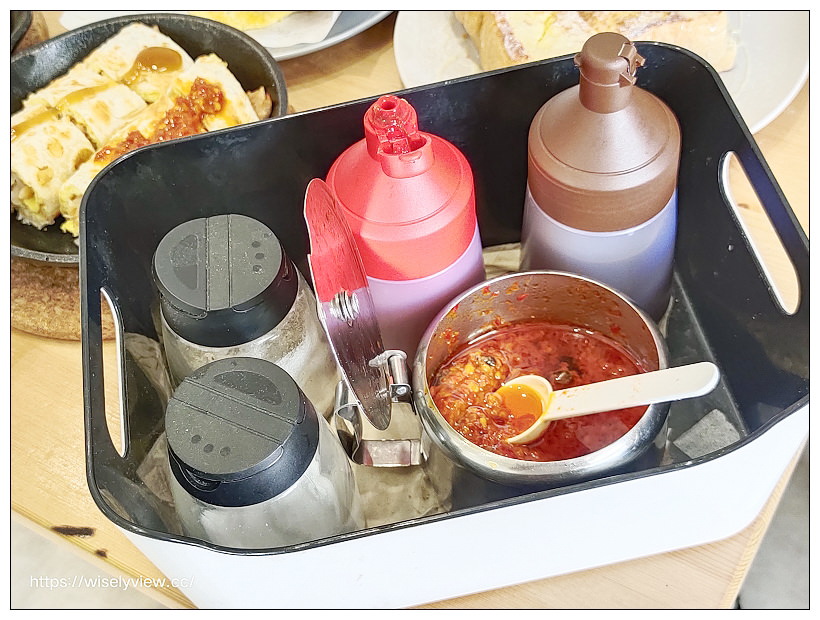 宜蘭冬山。早一煎 早午餐店︱鐵鍋蛋餅、漢堡吐司等輕食早午餐～宜蘭美食 x 冬山美食 x 宜蘭早午餐