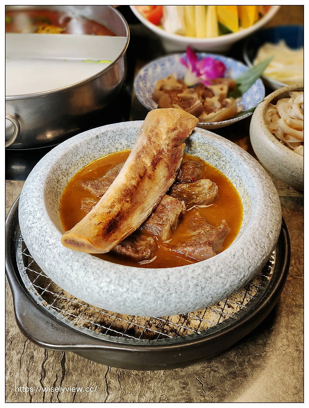 台北中山。食徒 麻辣牛尾鴛鴦鍋︱戰斧牛排、罌粟龍蝦堡、炸蛋三吃、酥炸野生田雞,秘製手工乾碟美味更升級~捷運南京復興站美食 台北中山。食徒 麻辣牛尾鴛鴦鍋︱戰斧牛排、罌粟龍蝦堡、炸蛋三吃、酥炸野生田雞,秘製手工乾碟美味更升級~捷運南京復興站美食