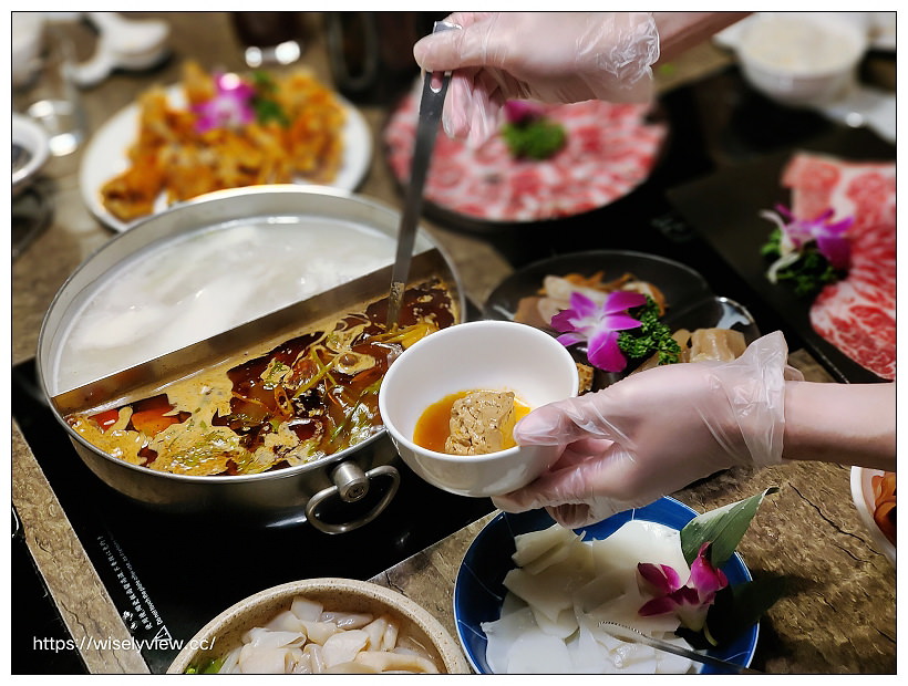 台北中山。食徒 麻辣牛尾鴛鴦鍋︱戰斧牛排、罌粟龍蝦堡、炸蛋三吃、酥炸野生田雞,秘製手工乾碟美味更升級~捷運南京復興站美食 台北中山。食徒 麻辣牛尾鴛鴦鍋︱戰斧牛排、罌粟龍蝦堡、炸蛋三吃、酥炸野生田雞,秘製手工乾碟美味更升級~捷運南京復興站美食