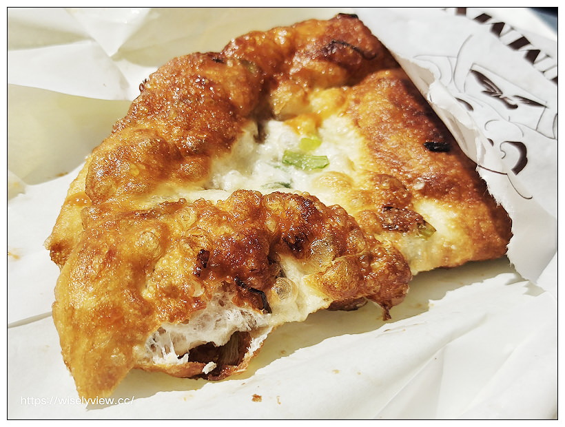 頂埔阿嬤蔥油餅︱加蛋加醬才對味油炸三星蔥餅︱頭城新址附停車場