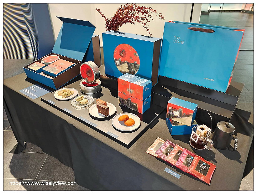 2022 中秋禮盒 <月盒>︱國立臺灣美術館 X 台中大毅老爺行旅,跨界聯名07/05-09/10限定販售~早鳥優惠與大宗訂購資訊 2022 中秋禮盒 <月盒>︱國立臺灣美術館 X 台中大毅老爺行旅,跨界聯名07/05-09/10限定販售~早鳥優惠與大宗訂購資訊