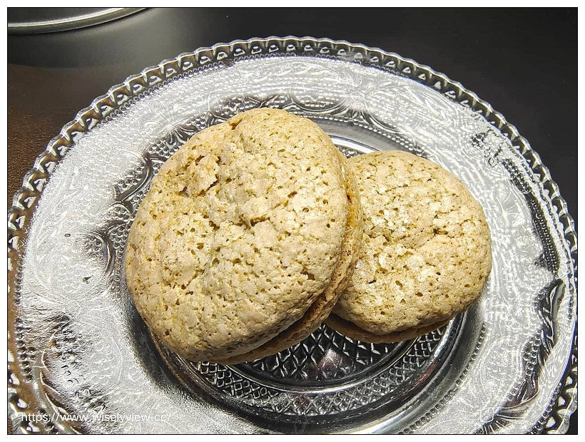 2022 中秋禮盒 <月盒>︱國立臺灣美術館 X 台中大毅老爺行旅,跨界聯名07/05-09/10限定販售~早鳥優惠與大宗訂購資訊 2022 中秋禮盒 <月盒>︱國立臺灣美術館 X 台中大毅老爺行旅,跨界聯名07/05-09/10限定販售~早鳥優惠與大宗訂購資訊