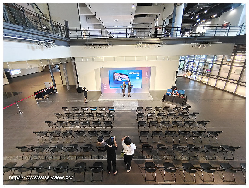 2022 中秋禮盒 <月盒>︱國立臺灣美術館 X 台中大毅老爺行旅,跨界聯名07/05-09/10限定販售~早鳥優惠與大宗訂購資訊 2022 中秋禮盒 <月盒>︱國立臺灣美術館 X 台中大毅老爺行旅,跨界聯名07/05-09/10限定販售~早鳥優惠與大宗訂購資訊