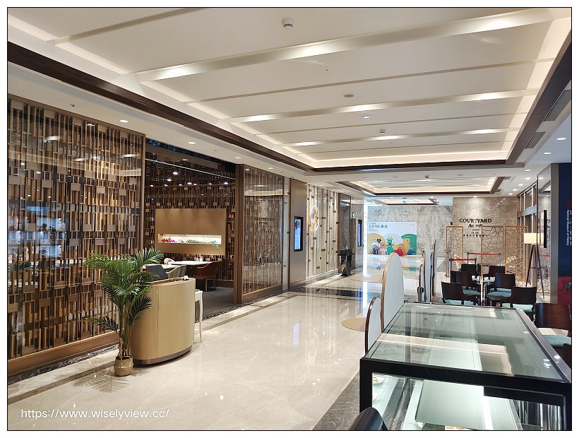 台北六福萬怡酒店。敘日 全日餐廳-東南亞美食節（自助餐吃到飽）︱假日限定超值好料，以及視覺系泰式火山排骨，多國佳餚聚一堂～捷運南港站美食