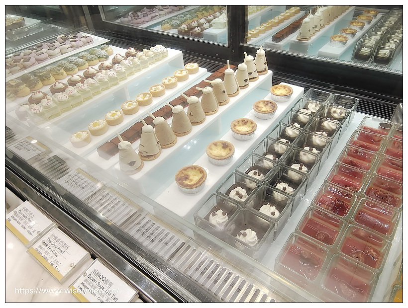 台北六福萬怡酒店。敘日 全日餐廳-東南亞美食節（自助餐吃到飽）︱假日限定超值好料，以及視覺系泰式火山排骨，多國佳餚聚一堂～捷運南港站美食