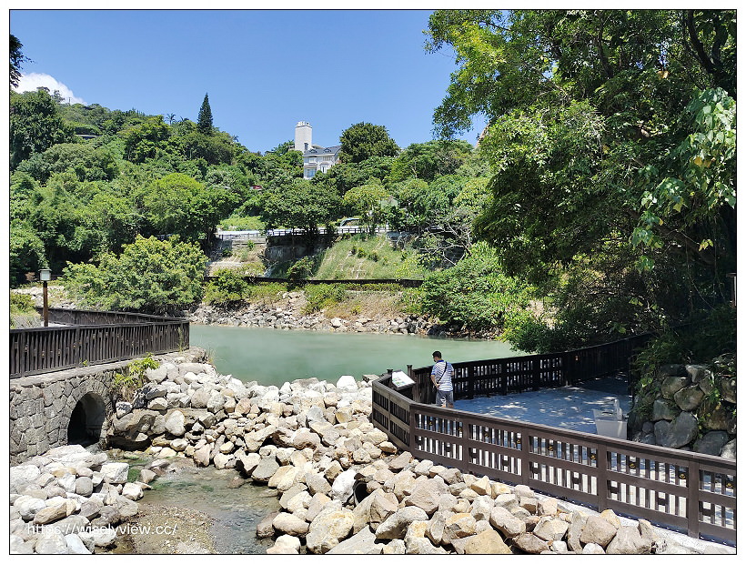 北投景點。地熱谷公園︱全新造景免費開放，新增淨手礦白湯、環湖步道等設施，以及拍攝角度分享