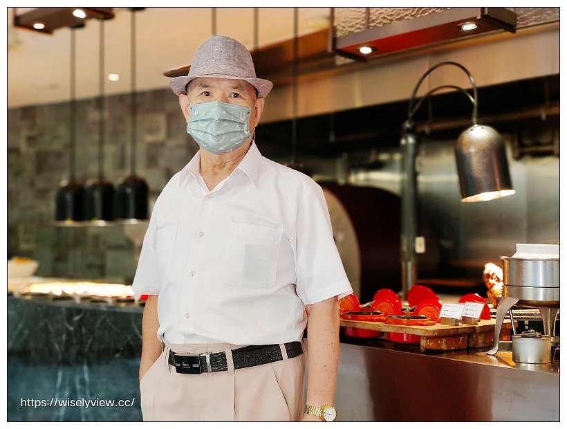 ILLUME 茹曦酒店。Sunny Buffet 自助餐廳︱仲夏燒烤料理(吃到飽) 07/15-09/11，四人同行一人免費