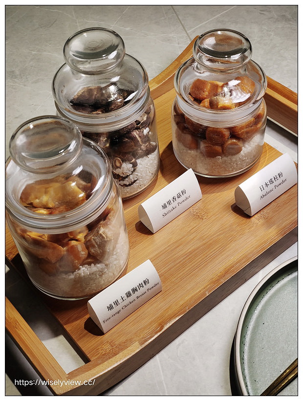 台北中山。九華樓 春大直店-完整菜單︱推薦新菜與片皮烤鴨，侘寂風洞穴空間分享～捷運劍南路站美食