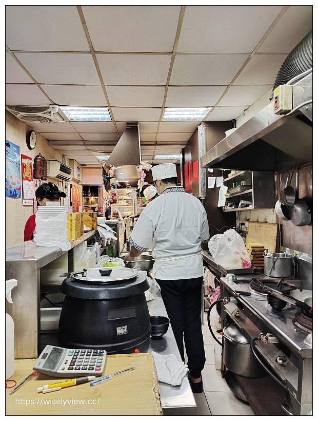 台北萬華。金和壽司︱隱身市場裡手作壽司店～新富市場美食 x 東三水街市場美食 x 捷運龍山寺站美食