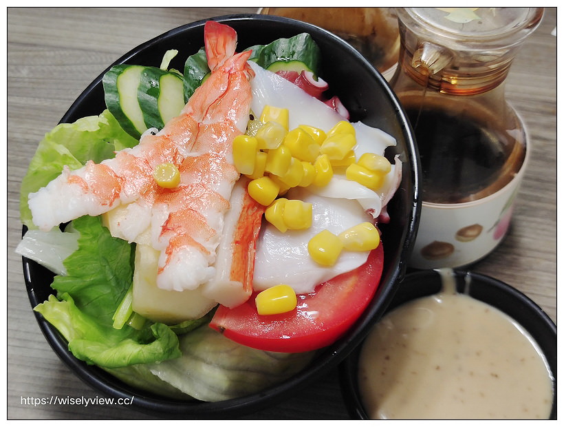 台北萬華。金和壽司︱隱身市場裡手作壽司店～新富市場美食 x 東三水街市場美食 x 捷運龍山寺站美食