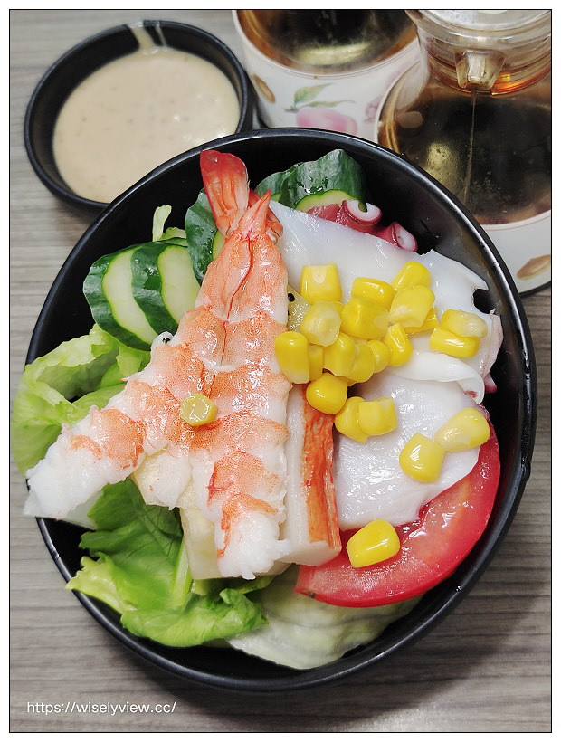台北萬華。金和壽司︱隱身市場裡手作壽司店～新富市場美食 x 東三水街市場美食 x 捷運龍山寺站美食