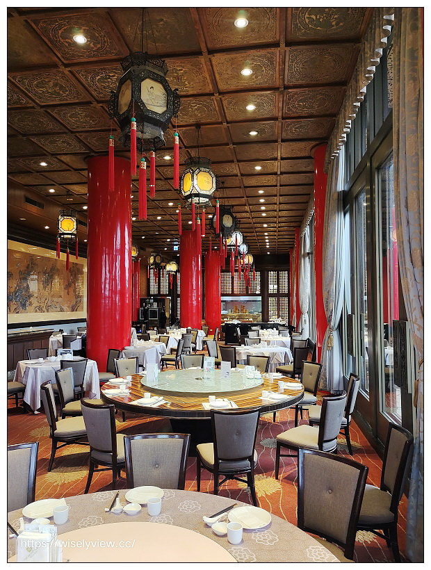 台北圓山大飯店。圓苑餐廳︱經典秋蟹三絕、冰花煎餃、外婆紅燒肉、揚州三香碎金飯與紅豆鬆糕