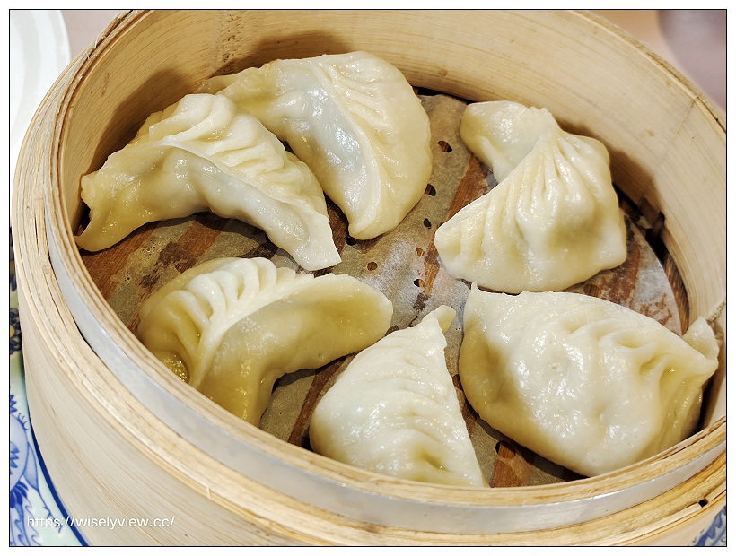 台北圓山大飯店。圓苑餐廳︱經典秋蟹三絕、冰花煎餃、外婆紅燒肉、揚州三香碎金飯與紅豆鬆糕