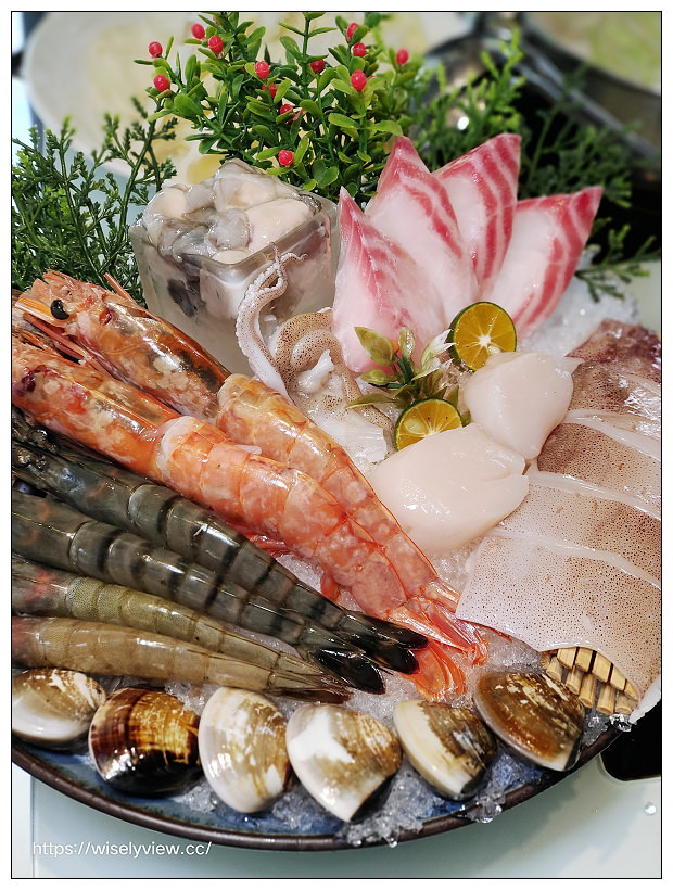 台北大同。沐田No.2-1涮涮工廠︱新增南洋菜色湯頭暖心又暖胃，2022全新菜單～捷運中山站美食