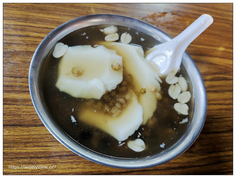 宜蘭市。東門夜市︱老店傳統豆花、林家潤餅,天橋下中段小吃攤~宜蘭車站美食 x 宜蘭美食 x 宜蘭宵夜 宜蘭市。東門夜市︱老店傳統豆花、林家潤餅,天橋下中段小吃攤~宜蘭車站美食 x 宜蘭美食 x 宜蘭宵夜