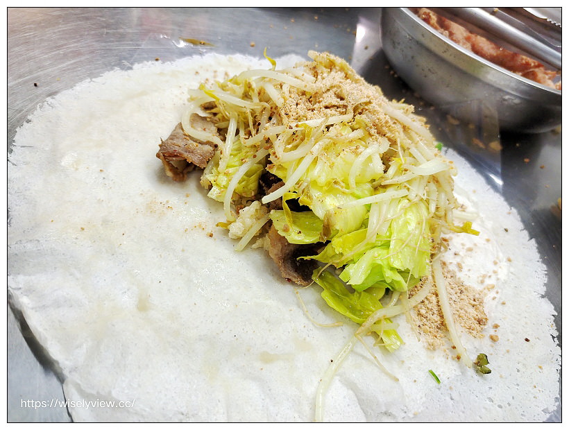 宜蘭市。東門夜市︱老店傳統豆花、林家潤餅,天橋下中段小吃攤~宜蘭車站美食 x 宜蘭美食 x 宜蘭宵夜 宜蘭市。東門夜市︱老店傳統豆花、林家潤餅,天橋下中段小吃攤~宜蘭車站美食 x 宜蘭美食 x 宜蘭宵夜