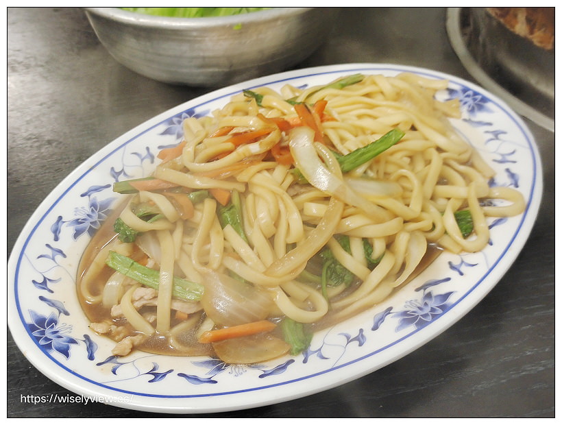 宜蘭市。古記越式羊肉爐︱舊城北路的炭燒美味，熱炒也平價好吃～宜蘭美食 x 宜蘭宵夜 x  宜蘭火鍋