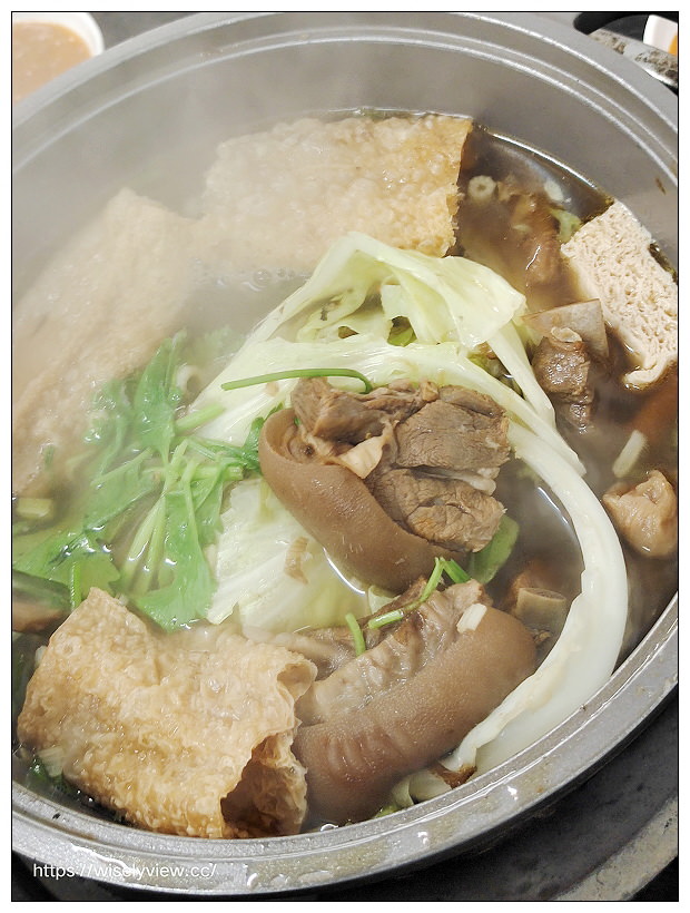 宜蘭市。古記越式羊肉爐︱舊城北路的炭燒美味，熱炒也平價好吃～宜蘭美食 x 宜蘭宵夜 x  宜蘭火鍋