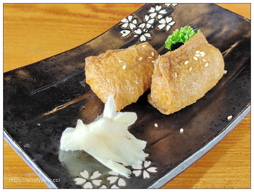魚季 刺身＆丼物 和食︱日本師傅選用當日食材，和風鳥居外觀︱宜蘭頭城車站