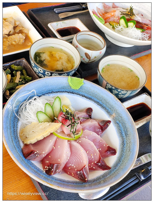 魚季 刺身＆丼物 和食︱日本師傅選用當日食材，和風鳥居外觀︱宜蘭頭城車站