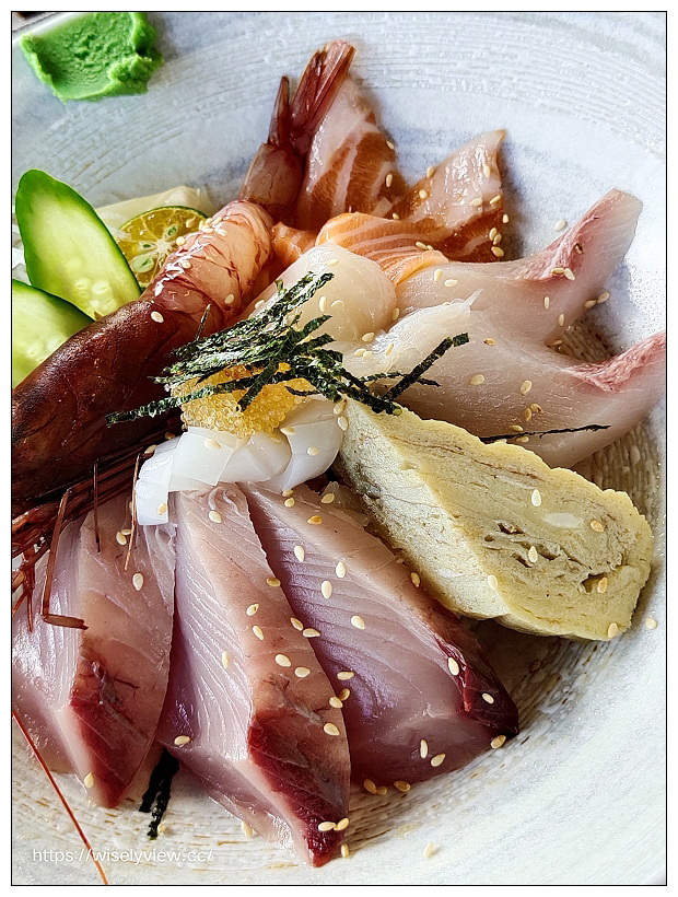魚季 刺身＆丼物 和食︱日本師傅選用當日食材，和風鳥居外觀︱宜蘭頭城車站