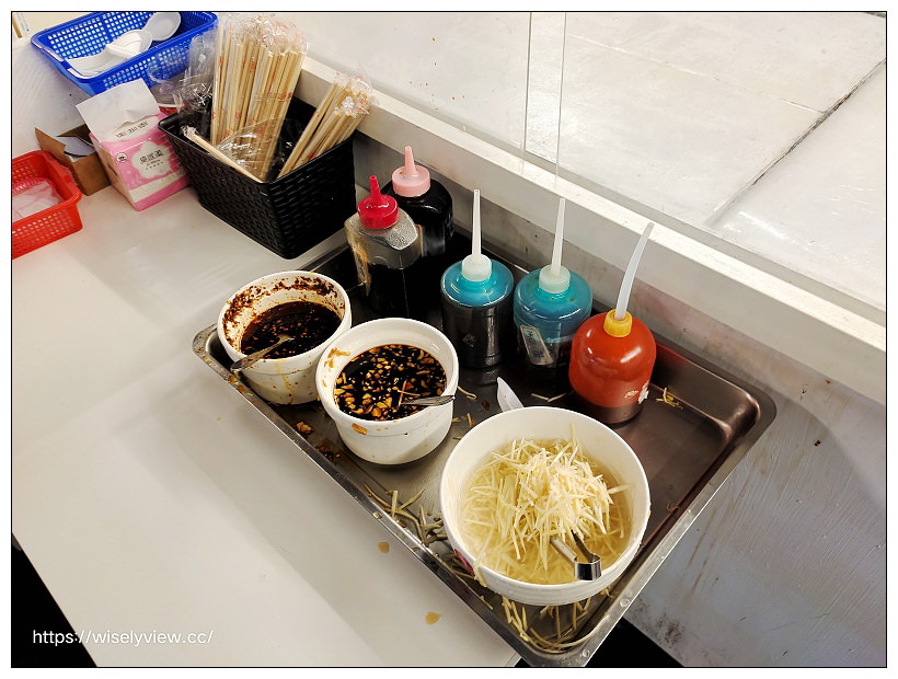 原來鮮肉小籠包︱宜蘭市舊城北路︱湯包蒸餃酸辣湯便宜好吃 原來鮮肉小籠包︱宜蘭市舊城北路︱湯包蒸餃酸辣湯便宜好吃
