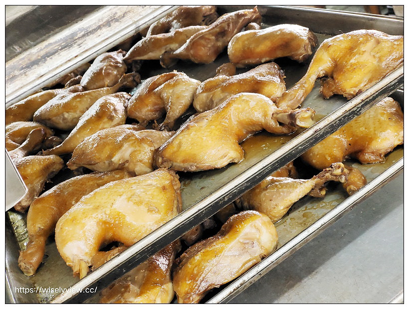 宜蘭 粵湘園小吃部︱烤鴨燒臘便當專賣，排骨飯與港式炒麵也大推︱2022食記