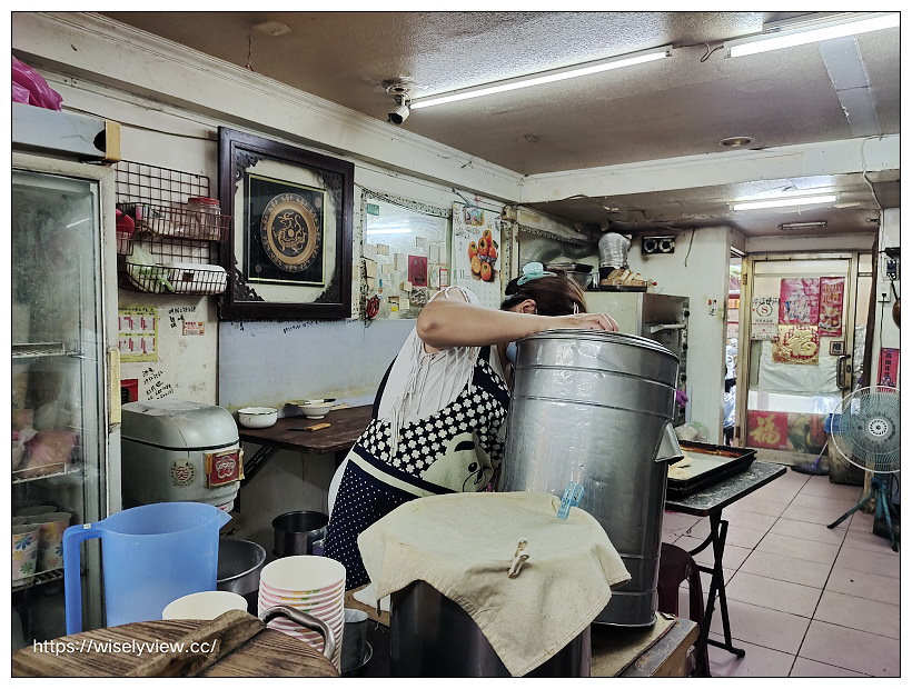 南京豆漿蔥燒餅.羅斯福店︱蔥燒餅.烤肉包︱捷運景美站
