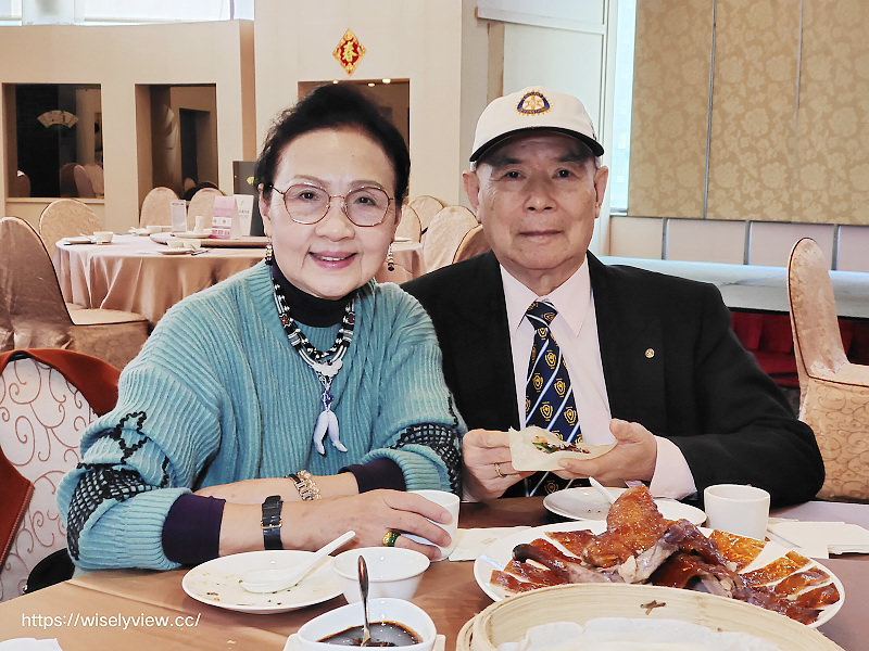 翠庭中餐廳-世貿國際會館。台北天成大飯店︱一鴨三吃：片皮鴨卷餅、乾鍋川味鴨架骨、鴨絲西魯米～捷運台北101世貿站美食
