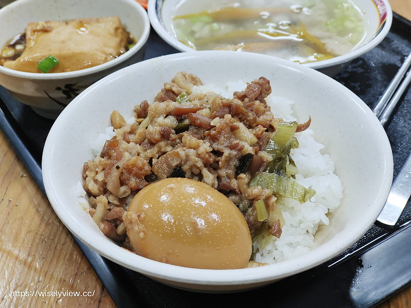 新北三重。唯豐魯肉飯︱平價酸菜滷肉飯，紅燒肉套餐最推～捷運菜寮站美食