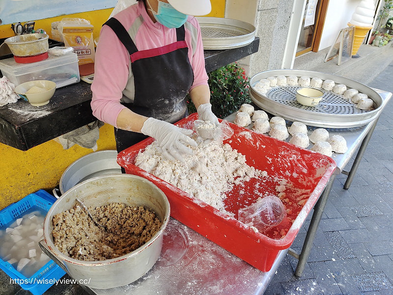 新北金山。金夫人生活食坊︱傳承三代手工古早味芋粿巧，金山老街美食小吃