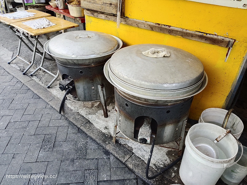 新北金山。金夫人生活食坊︱傳承三代手工古早味芋粿巧，金山老街美食小吃