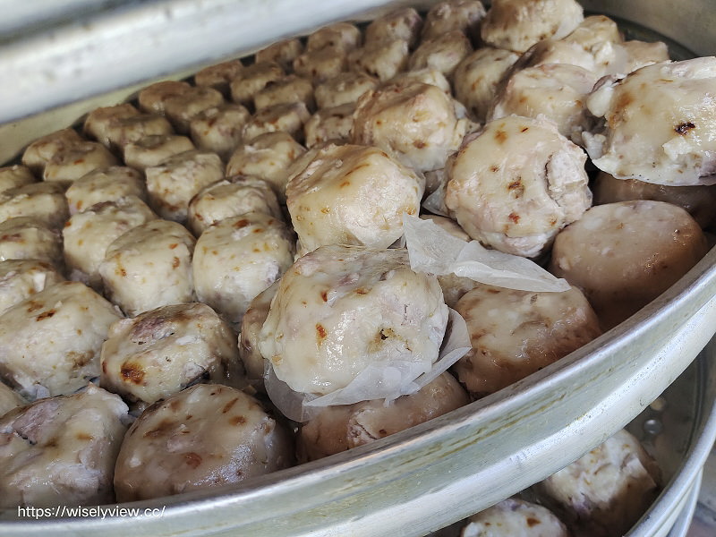 新北金山。金夫人生活食坊︱傳承三代手工古早味芋粿巧，金山老街美食小吃