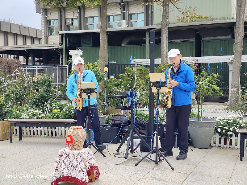 台北中山。台北玫瑰園︱台北玫瑰展 3/1-3/31 八百種繁花綻放，六大展區活動交通實拍分享