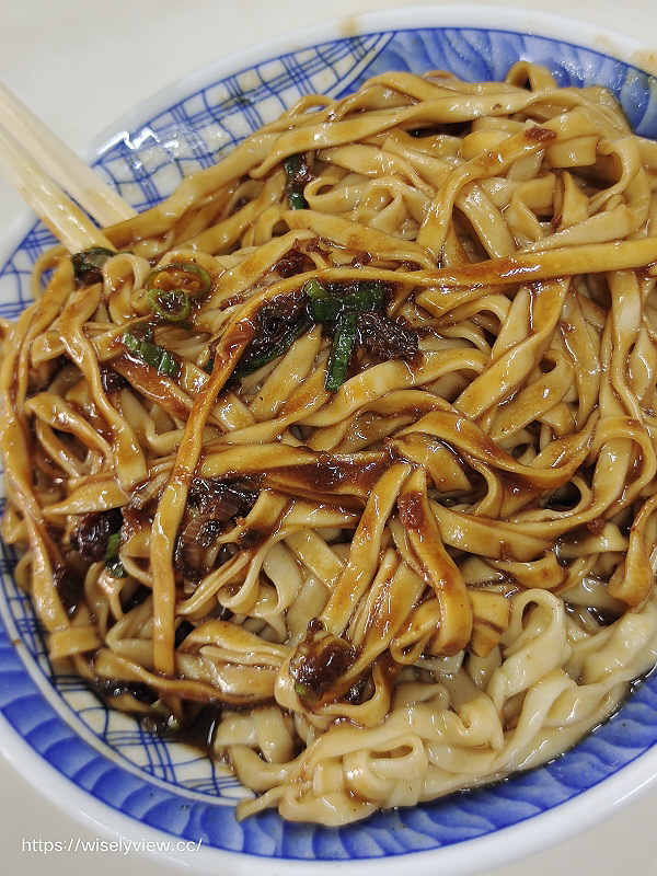 宜蘭市。復興炸醬麵︱文昌炸醬麵父子店