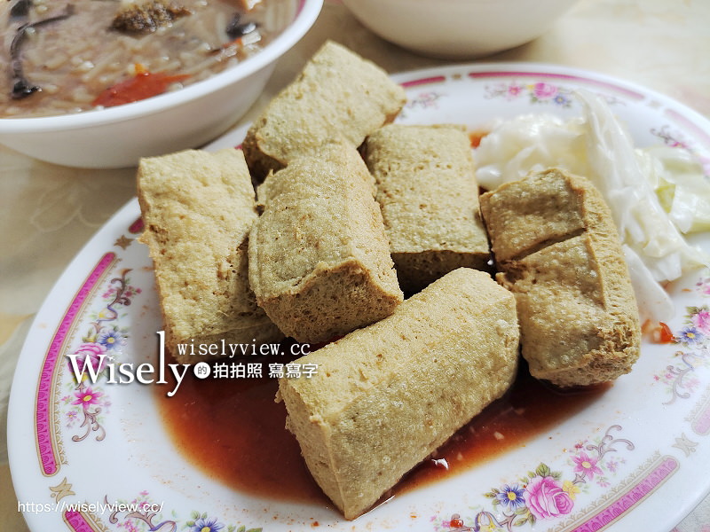 宜蘭礁溪。龍潭廟口傳統臭豆腐︱入口酥香難忘好味 @WISELY&#039;s 拍拍照寫寫字