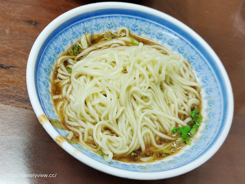 宜蘭市。湯城麵食︱在地經典美食，私推三寶麵