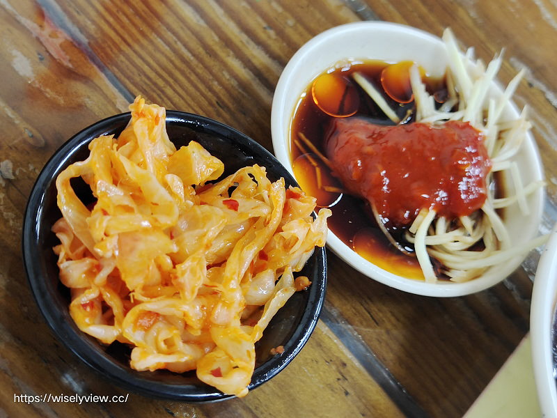 蒸美味小籠湯包︱大推油豆腐細粉︱捷運淡水站美食