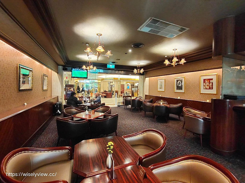 台北福華大飯店。七賢吧︱『漫遊香榭』英式雙人下午茶，和牛漢堡、七彩沙拉也推薦～捷運大安站美食