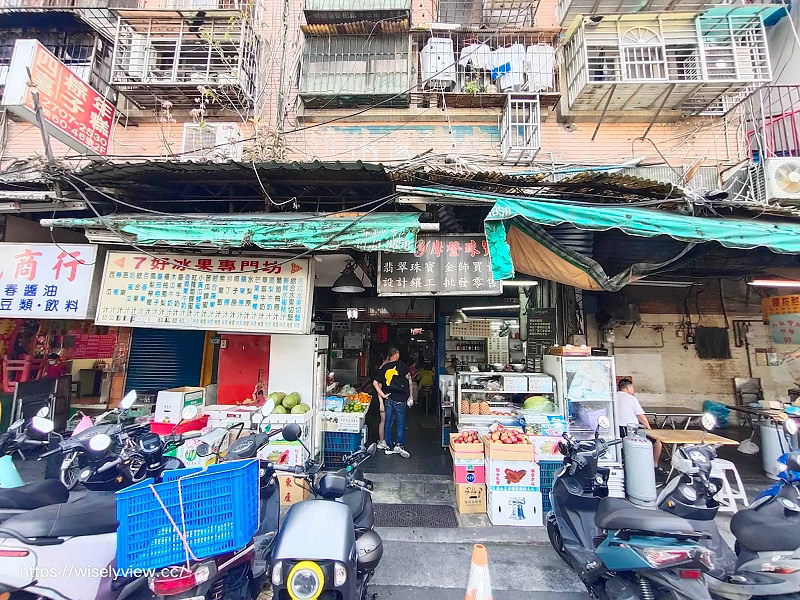 台北大安。四喜食品行(四喜家鄉粽.四喜粽子)︱信維市場美味湖州粽，全年皆有販售～捷運大安站美食