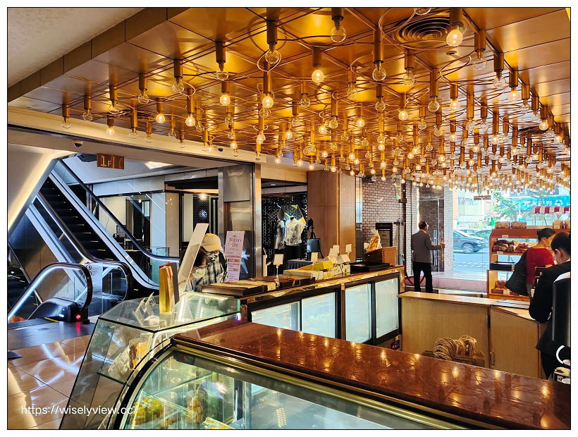2023 母親節餐廳。台北福華大飯店：寵愛女王，綻放美力︱澎湃超值桌菜加送餐飲抵用券，現場表演還有美甲上色、護膚體驗與特製花束好禮