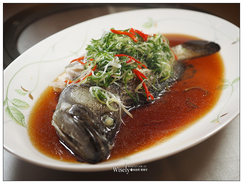 2023 母親節餐廳。台北福華大飯店：寵愛女王，綻放美力︱澎湃超值桌菜加送餐飲抵用券，現場表演還有美甲上色、護膚體驗與特製花束好禮