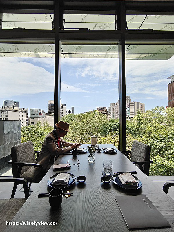 岩彩海鮮餐廳VARVE。礁溪寒沐酒店︱宜蘭現流海鮮無菜單料理&定食套餐，環境典雅還有控溫水缸保新鮮