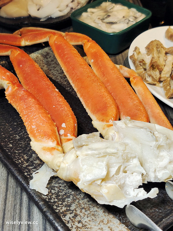 台北大安。涮辛酸麻辣火鍋吃到飽︱《極品套餐NT1688》酸菜鍋優內容偏中等～捷運科技大樓站美食