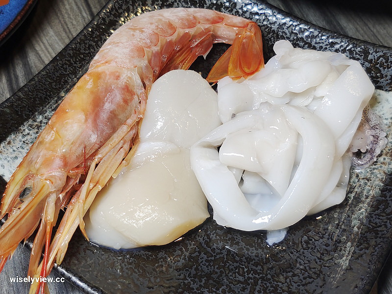 台北大安。涮辛酸麻辣火鍋吃到飽︱《極品套餐NT1688》酸菜鍋優內容偏中等～捷運科技大樓站美食