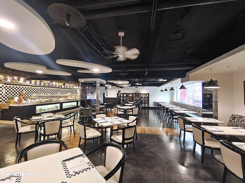 台北凱撒大飯店。Checkers 吃到飽自助餐廳︱泰饗宴美食季，主打十道經典料理～捷運台北車站美食