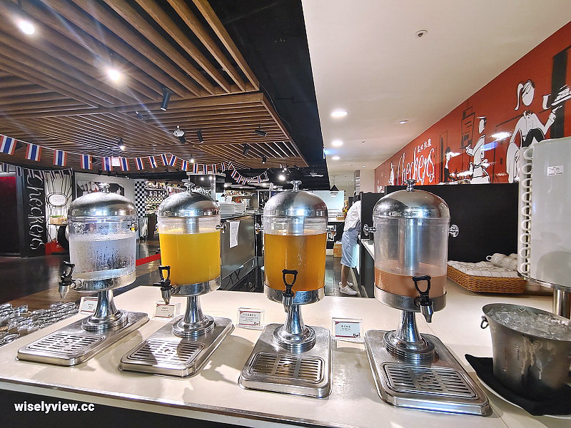 台北凱撒大飯店。Checkers 吃到飽自助餐廳︱泰饗宴美食季，主打十道經典料理～捷運台北車站美食